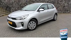 Grijs, metallic lak Gebruikt 2018 Kia Rio Comfort Hatchback | € 12.350 (Eerlijke prijs)