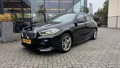 Zwart Gebruikt 2020 BMW 118 Basis Hatchback | € 22.500 (Eerlijke prijs)
