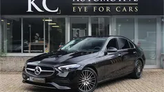 Zwart Gebruikt 2022 Mercedes C180 Premium Sedan | € 35.945 (Goede deal)