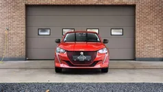 Rood Gebruikt 2023 Peugeot e-208 Style Hatchback | € 17.490 (Super prijs)