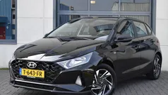 Zwart Gebruikt 2023 Hyundai i20 Comfort Hatchback | € 19.230 (Eerlijke prijs)