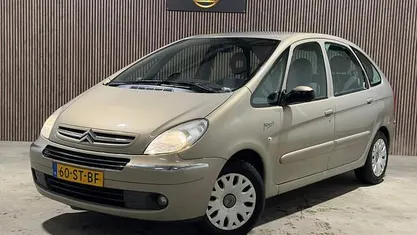 Beige Occasion 2006 Citroën Xsara Picasso MPV | € 1.900 (Eerlijke prijs)