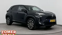 Zwart Gebruikt 2021 Toyota Yaris Cross SUV | € 27.499 (Eerlijke prijs)