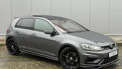 Gebruikt 2019 VW Golf VII R Hatchback | € 32.900 (Eerlijke prijs)