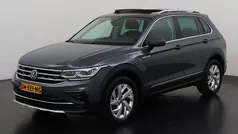 Grijs, metallic lak Gebruikt 2022 VW Tiguan Elegance SUV | € 33.895 (Eerlijke prijs)