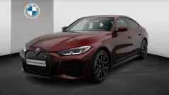 Rood (metallic) Gebruikt 2023 BMW i4 M Sport Sedan | € 39.900 (Super prijs)