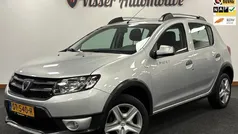 Grijs Gebruikt 2015 Dacia Sandero Lauréate Hatchback | € 7.950 (Eerlijke prijs)