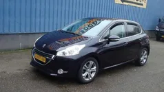Blauw Gebruikt 2014 Peugeot 208 Allure Hatchback | € 6.450 (Eerlijke prijs)