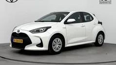 Gebruikt 2020 Toyota Yaris Hybrid Active Hatchback | € 18.900 (Eerlijke prijs)