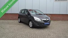 Gebruikt 2014 Opel Meriva Cosmo MPV | € 7.250 (Eerlijke prijs)