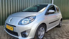 Zilver Gebruikt 2011 Renault Twingo Collection Hatchback | € 3.290 (Eerlijke prijs)