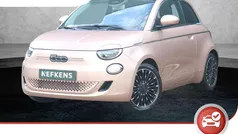 Gebruikt 2022 Fiat 500e Icon Hatchback | € 18.925 (Eerlijke prijs)