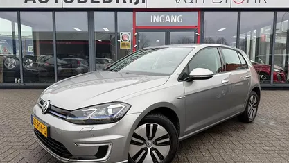 Occasion 2018 VW e-Golf Hatchback | € 10.950 (Goede deal)