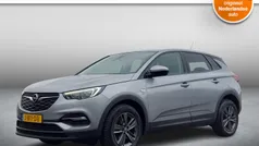 Grijs, metallic lak Gebruikt 2020 Opel Grandland X Edition SUV | € 20.450 (Eerlijke prijs)