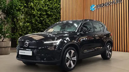 Zwart Occasion 2023 Volvo XC40 Core SUV | € 28.895 (Super prijs)
