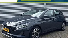 Grijs Gebruikt 2024 Hyundai i20 Comfort Hatchback | € 20.185 (Eerlijke prijs)