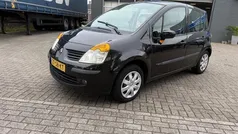 Zwart Gebruikt 2005 Renault Modus Authentique MPV | € 1.199 (Goede deal)