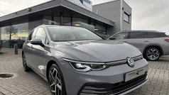 Grijs Gebruikt 2020 VW Golf VIII Style Hatchback | € 22.950 (Eerlijke prijs)