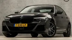 Zwart Gebruikt 2022 BMW 530e M Sport Sedan | € 37.445 (Goede deal)