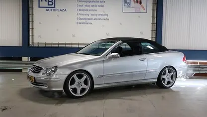 Grijs Occasion 2003 Mercedes CLK200 Elegance Cabriolet | € 5.950 (Super prijs)