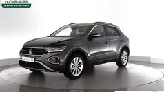 Gebruikt 2025 VW T-Roc Business SUV | € 36.950 (Eerlijke prijs)