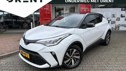Wit Occasion 2022 Toyota C-HR Style SUV | € 23.450 (Eerlijke prijs)