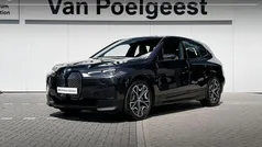 Sophistograu brillianteffect metallic (grijs metallic) Gebruikt 2022 BMW iX Executive SUV | € 44.900 (Goede deal)