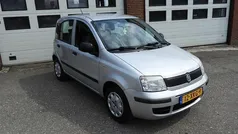 Zilver, metallic lak Gebruikt 2012 Fiat Panda Classica Hatchback | € 3.450 (Eerlijke prijs)