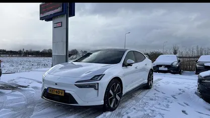 Occasion 2025 Polestar 4 Pilot SUV | € 61.935 (Goede deal)