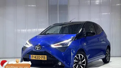Blauw Gebruikt 2022 Toyota Aygo X-cite Hatchback | € 17.749 (Eerlijke prijs)