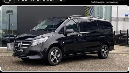 Zwart Gebruikt 2024 Mercedes Vito Van | € 61.900 (Eerlijke prijs)