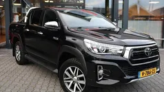 Zwart (metallic) Gebruikt 2019 Toyota HiLux Limited Pickup | € 34.995 (Super prijs)