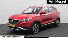 Rood Gebruikt 2020 MG ZS Luxury Sedan | € 15.495 (Eerlijke prijs)