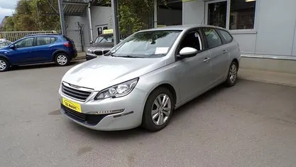 Zilver Gebruikt 2016 Peugeot 308 Stationwagen | € 7.995 (Eerlijke prijs)
