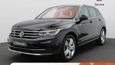 Zwart Gebruikt 2021 VW Tiguan Pro SUV | € 36.900 (Eerlijke prijs)