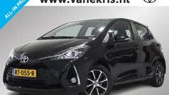 Zwart Gebruikt 2018 Toyota Yaris Design Hatchback | € 14.999 (Eerlijke prijs)