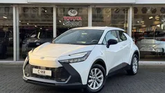 Wit Gebruikt 2024 Toyota C-HR Active SUV | € 29.400 (Eerlijke prijs)