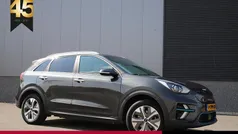 Grijs Gebruikt 2022 Kia e-Niro 2 SUV | € 22.740 (Super prijs)