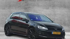 Zwart Gebruikt 2016 VW Golf VII Trendline Hatchback | € 13.999 (Eerlijke prijs)