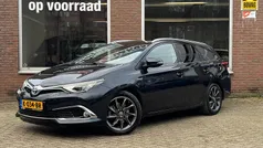 Zwart Gebruikt 2016 Toyota Auris Hybrid Executive Stationwagen | € 13.950 (Goede deal)