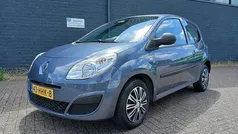 Gebruikt 2008 Renault Twingo Authentique Hatchback | € 1.799 (Eerlijke prijs)