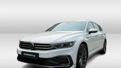 Wit Gebruikt 2021 VW Passat Business Stationwagen | € 27.950 (Eerlijke prijs)