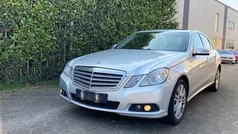 Zilver Używany 2011 Mercedes E200 Elegance Sedan/Limuzyna | € 4.950 (Uczciwa cena)
