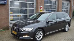 Grijs Gebruikt 2018 VW Passat Highline Stationwagen | € 16.849 (Eerlijke prijs)