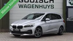 Grijs Gebruikt 2019 BMW 220 Comfort Edition Stationwagen | € 16.890 (Super prijs)