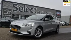 Grijs, metallic lak Gebruikt 2019 Ford Focus Business Edition Stationwagen | € 12.340 (Eerlijke prijs)