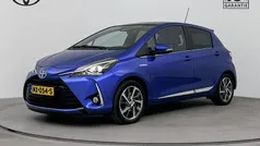 Blauw Gebruikt 2017 Toyota Yaris Hybrid Premium Hatchback | € 15.450 (Eerlijke prijs)