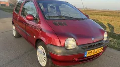Rood Gebruikt 2005 Renault Twingo Hatchback | € 1.950 (Eerlijke prijs)