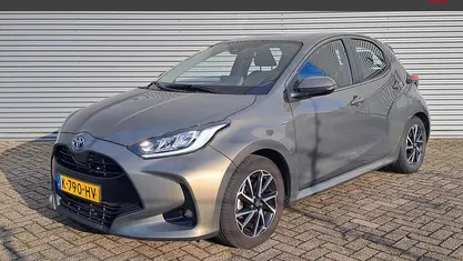 Occasion 2021 Toyota Yaris Hybrid Hatchback | € 18.995 (Eerlijke prijs)