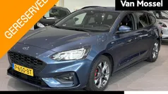 Blauw Gebruikt 2022 Ford Focus Business Edition Stationwagen | € 19.645 (Eerlijke prijs)